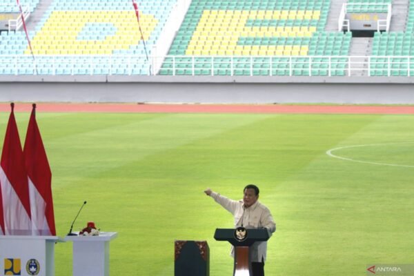 Presiden Dukung Penuh Inisiatif PSSI untuk Pembentukan Klub Amatir di Daerah Presiden Dukung Penuh Inisiatif PSSI untuk Pembentukan Klub Amatir di Daerah