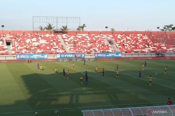 Bruno Memperpanjang Rekor: Arema Tak Pernah Kalah dari Persebaya Bruno Memperpanjang Rekor: Arema Tak Pernah Kalah dari Persebaya