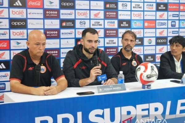 Jordi Amat Ajak Pemain Persija Lakukan Refleksi Diri Usai Kekalahan dari PSM Jordi Amat Ajak Pemain Persija Lakukan Refleksi Diri Usai Kekalahan dari PSM