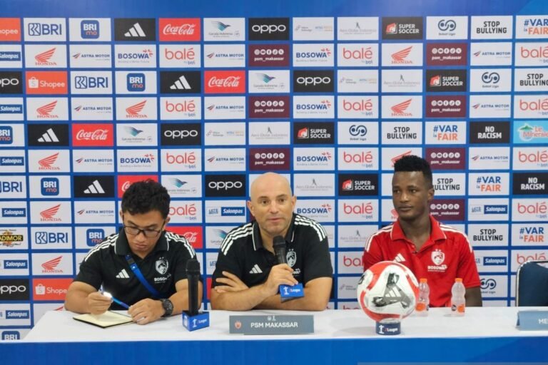 Here are a few alternate titles for “Bernardo Tavares lega PSM akhiri puasa kemenangan di BRI Super League”:

1. “Bernardo Tavares Merasa Lega Setelah PSM Memutus Rentetan Kemenangan di BRI Super League”
2. “Kemenangan Pertama PSM: Bernardo Tavares Ekspresikan Kebahagiaan di BRI Super League”
3. “Bernardo Tavares Rayakan Kemenangan PSM Setelah Lama Tanpa Menang di BRI Super League”
4. “PSM Akhirnya Kembali Menang: Bernardo Tavares Ungkap Rasa Lega di BRI Super League”
5. “Kemenangan Pertama PSM di BRI Super League: Bernardo Tavares Mengungkapkan Lega”

Feel free to let me know if you need more options or adjustments!